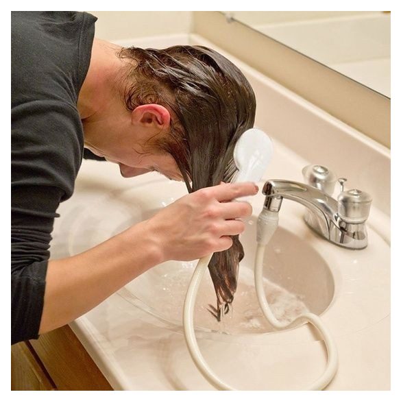 Duschkopf zur Befestigung am Wasserhahn
