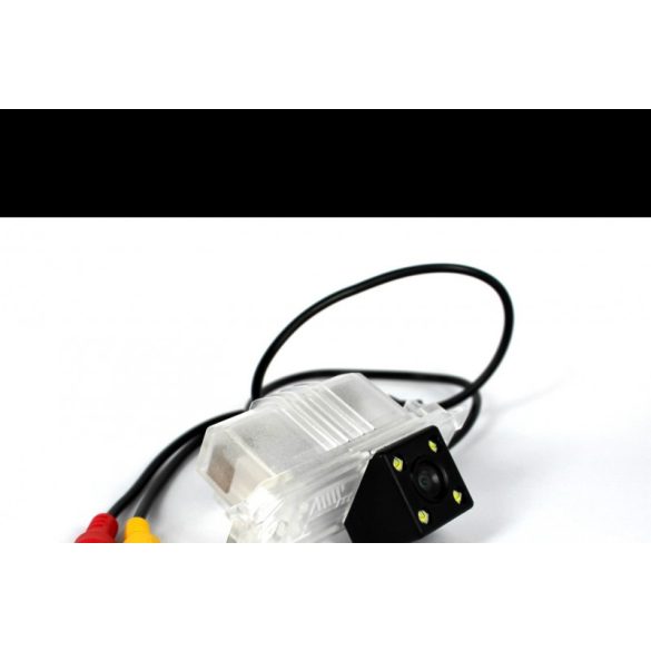 Skoda Octavia, VW Polo Limousine fahrzeugspezifische Rückfahrkamera