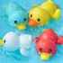 Süßes schwimmendes Bade-Spielzeug