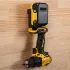 Dewalt und Milwaukee 18V 20V Elektroschrauber und Akkuhalter 2 Stück