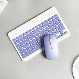 Kabellose Tastatur mit Maus