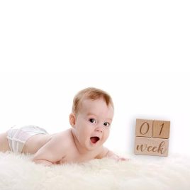 Baby-Holzmeilensteine