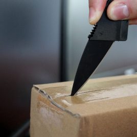   Messer in Kreditkartenform mit einzigartigem Design und Edelstahlklinge!