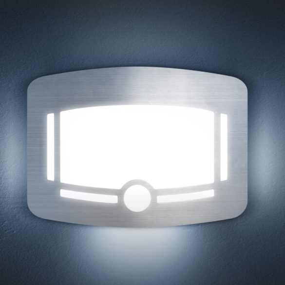 Phenom Orientierungslicht mit Bewegungsmelder, Lichtsensor - 4 x AA - gebürstetes Silber