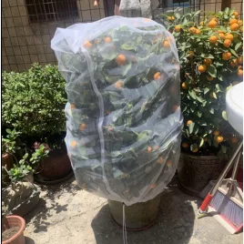 Gartenpflanzenschutznetz gegen Insekten - 100 x 150 cm