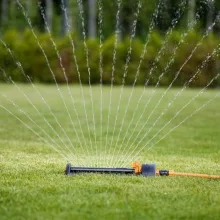 Sprinkler und Sprinkleranlage