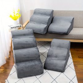 Weiche, wasserfeste Hundetreppe