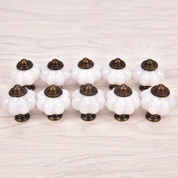 10 Kürbisförmige Schubladengriffe mit antiker Messingverzierung