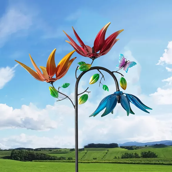 Zauberhafte Blumen- und Schmetterlings-Metallgartendekoration