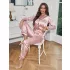 Massives Pyjama-Set