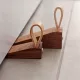 Premium-Holztürstopper mit polierter Metallbeschichtung