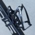 1 Stk. Bohrfreie Fahrrad-Wasserflaschenhalterung Adapter - Edelstahl, Universelles Zubehör für Mountainbikes und Rennräder, Sicherer Halt für Hydrationssystem Schwarz