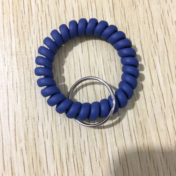Spiralförmiger Schlüsselanhänger fürs Handgelenk