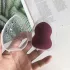Eiförmige Box für Schminkschwamm