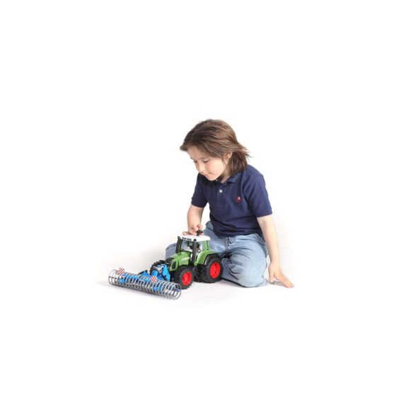 Bodenbearbeitungsgerät für Spielzeugtraktor